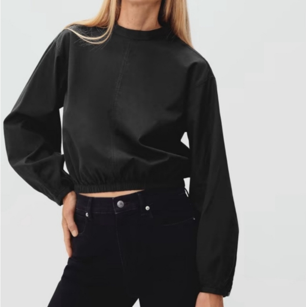 Everlane Black Crop Top